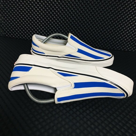 *NEW* Vans Classic Slip On Canvas Men’s Sneakers - Picture 7 of 8
